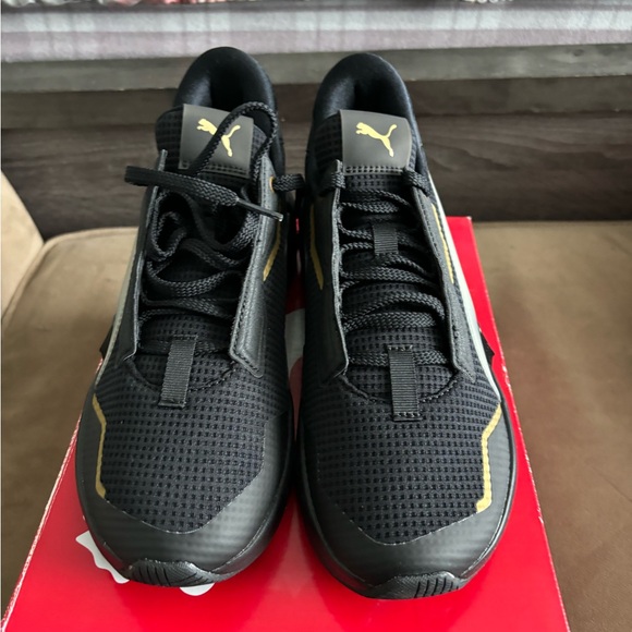Women’s puma running shoe size 6.5 brand new inbox!!! - Picture 4 of 4
